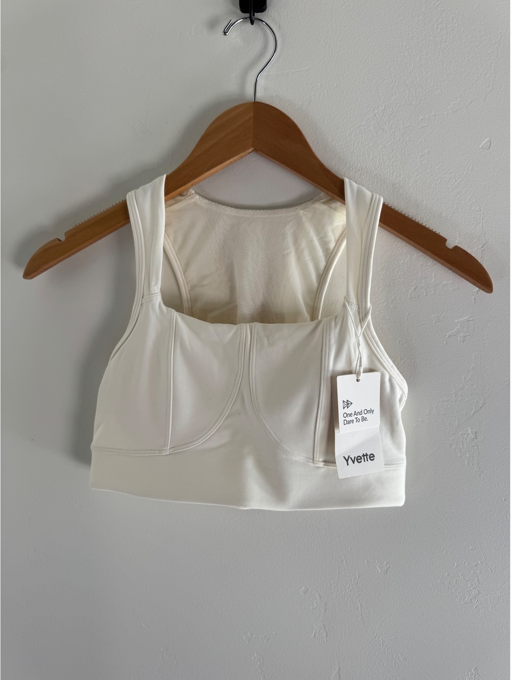 Yvette White Longline Sports Bra – XS – New With Tags